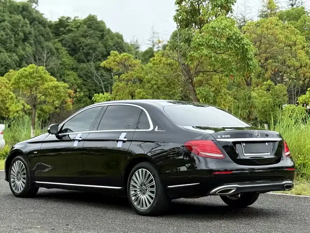 Mercedes-Benz E-Class 2020