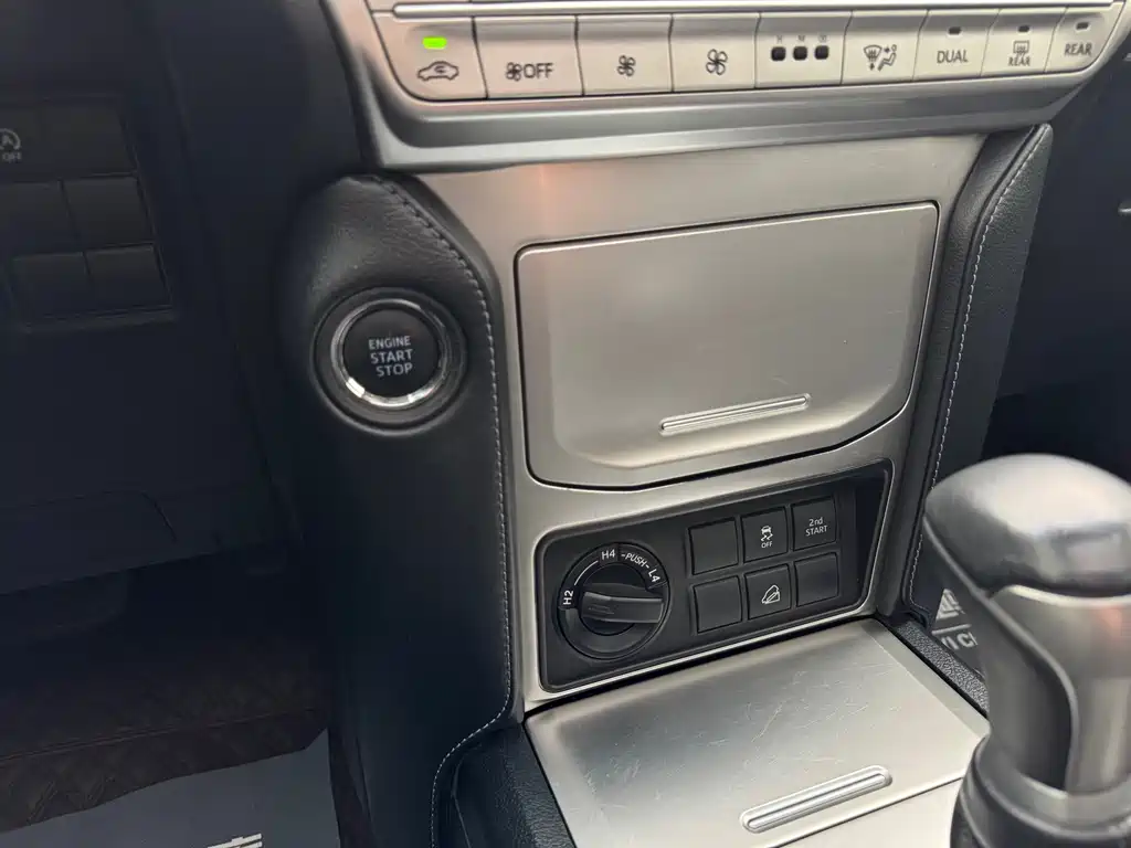 Toyota Prado 2020 — фото 14