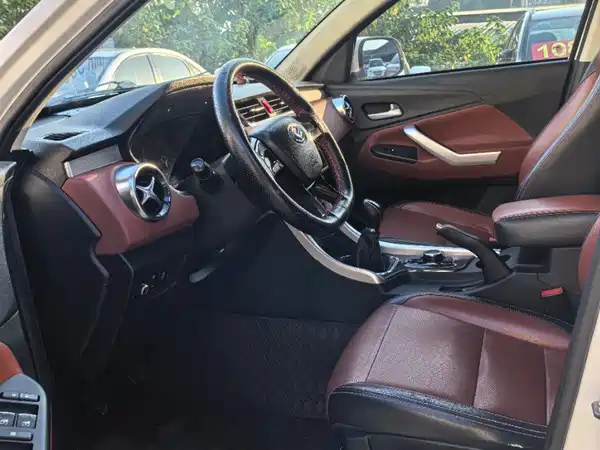 BAIC Huansu S3 2017
