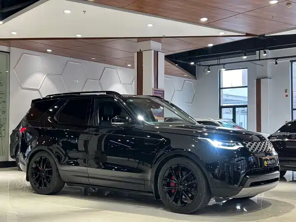 Land Rover Discovery 2024