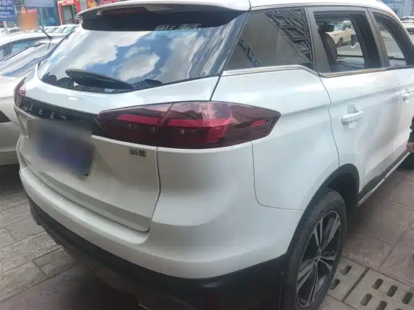 Geely Boyue 2022