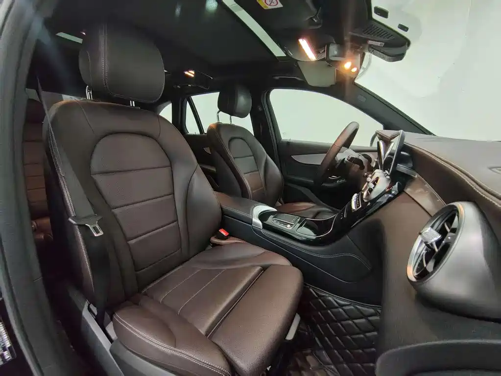 Mercedes-Benz GLC 2020 — фото 14