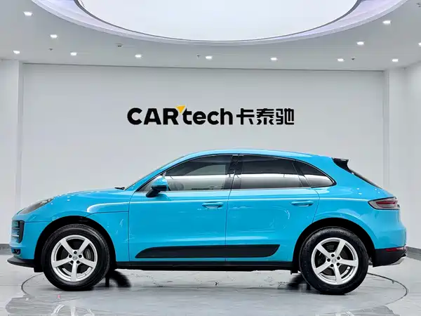 Porsche Macan 2021