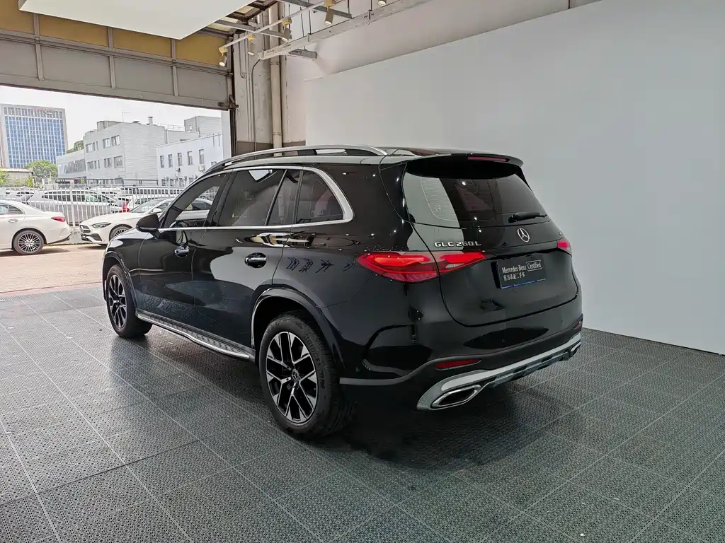 Mercedes-Benz GLC 2024