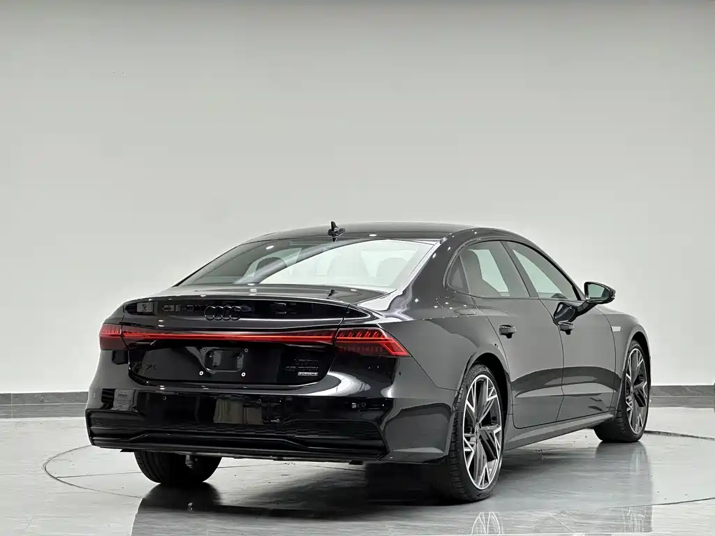 Audi A7L 2024 — фото 8
