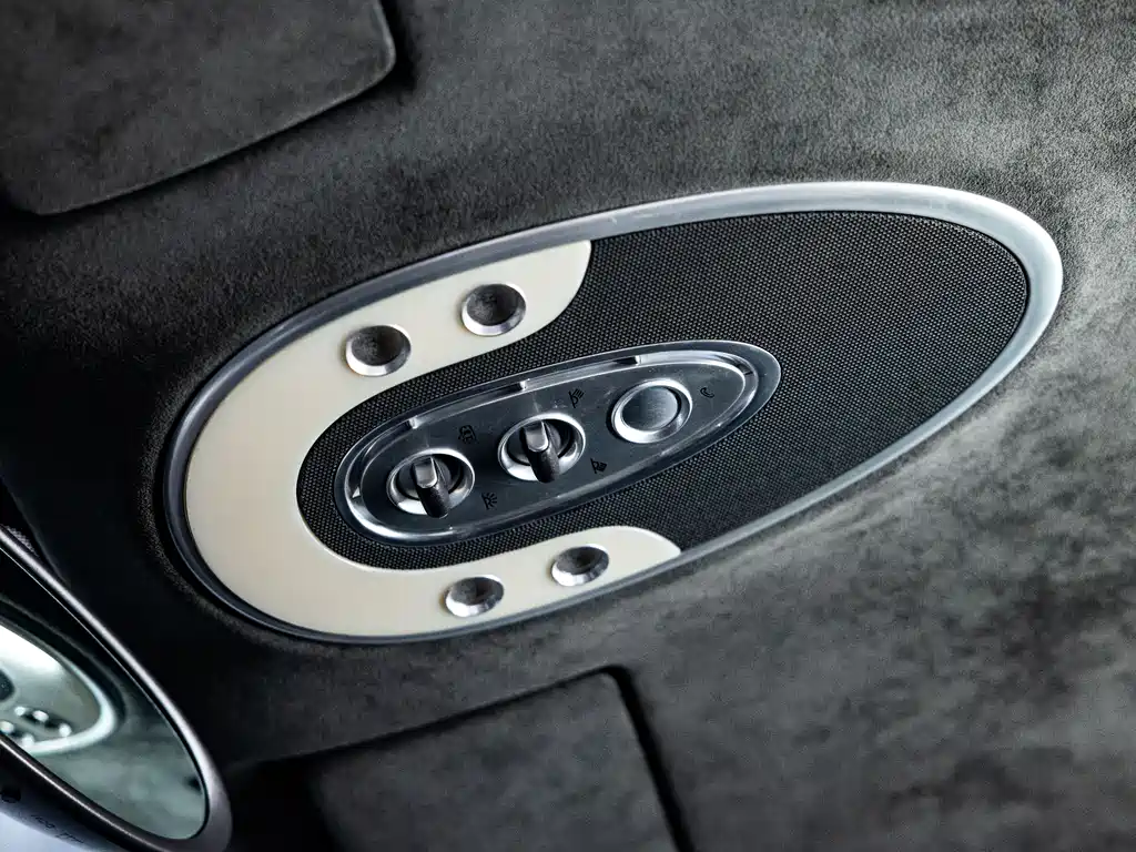 Bugatti Veyron 2006 — фото 10