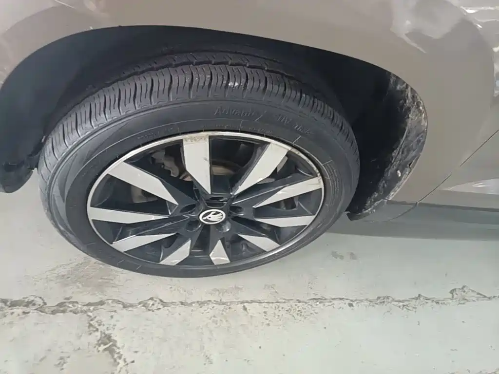 Skoda Korok 2019 — фото 23