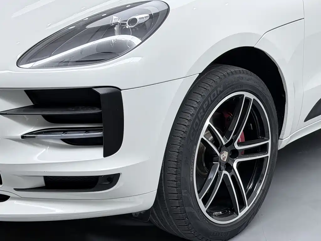 Porsche Macan 2021 — фото 20