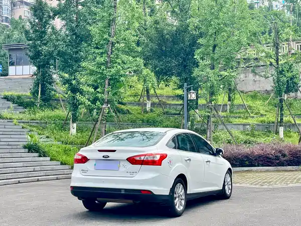 Ford Focus 2014