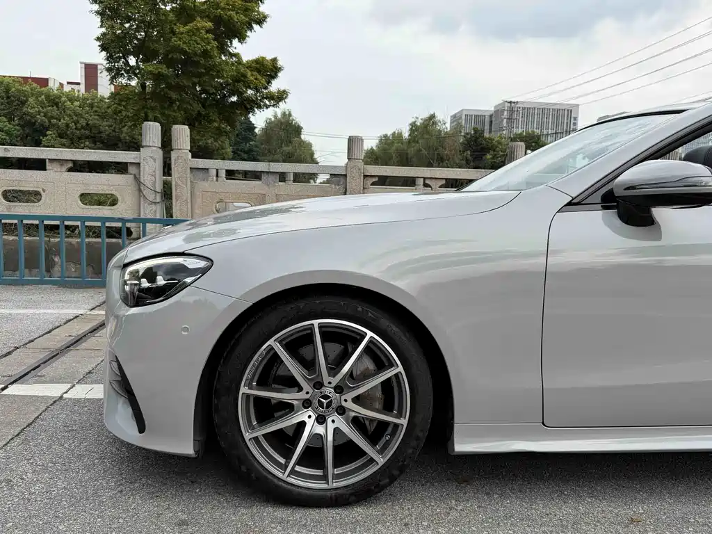 Mercedes-Benz E-Class 2021 — фото 31