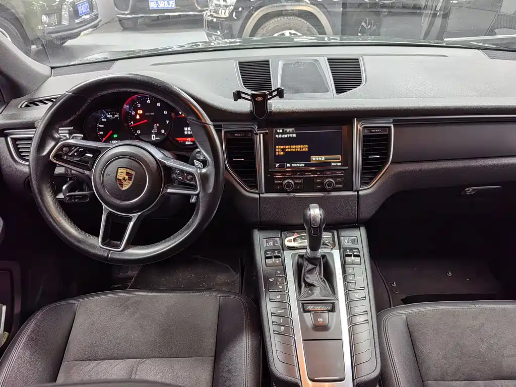 Porsche Macan 2016