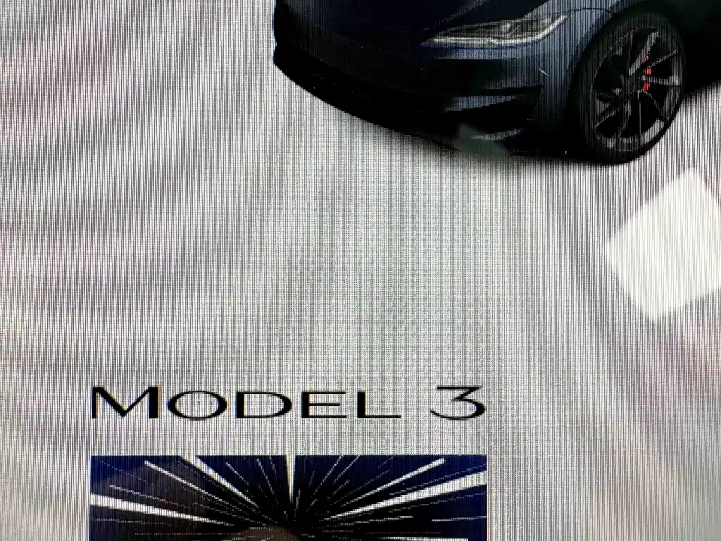 Tesla Model 3 2025 — фото 8