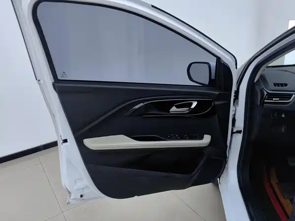 JMC Yizhi EV3 2022