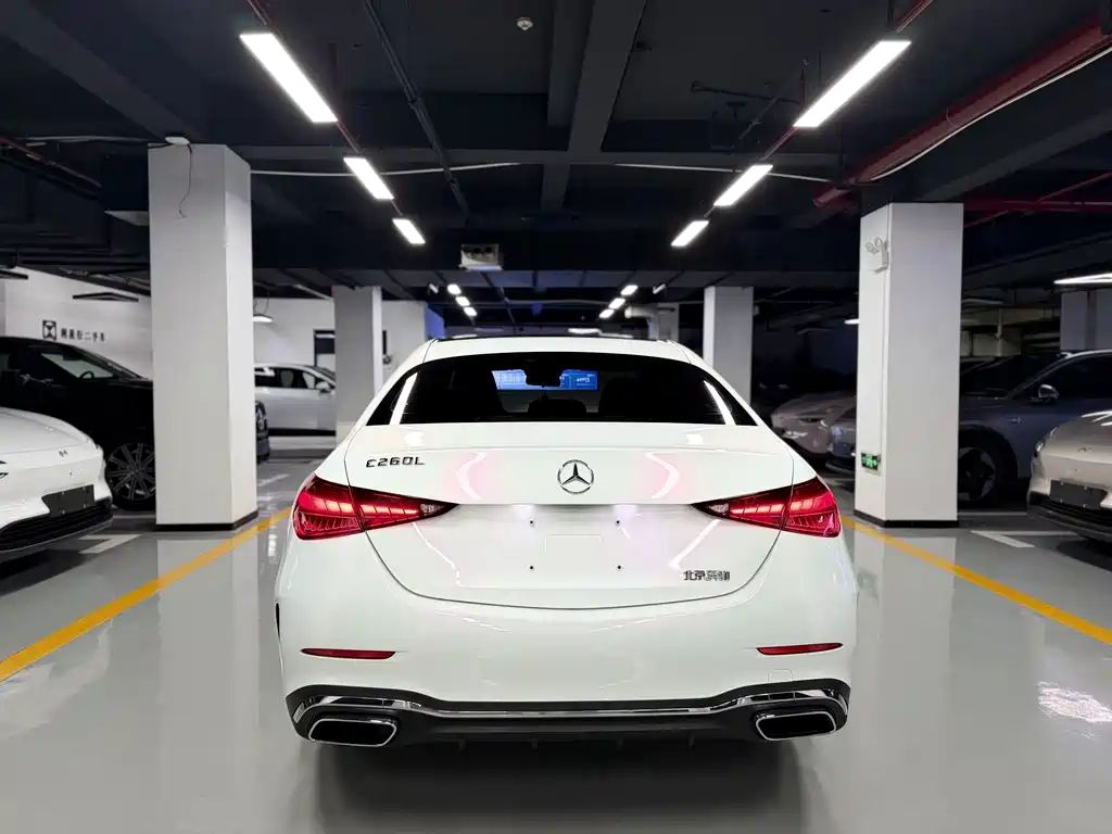 Mercedes-Benz C-Class 2025 — фото 14