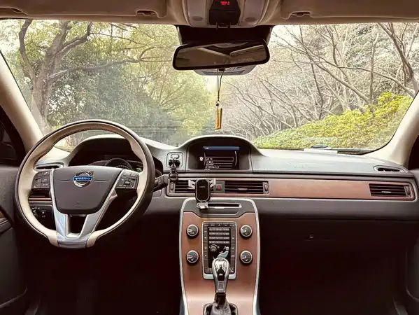 Volvo S80L 2014