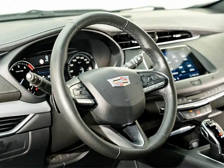 Cadillac XT4 2020 — фото 10