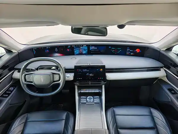Lincoln Nautilus 2023