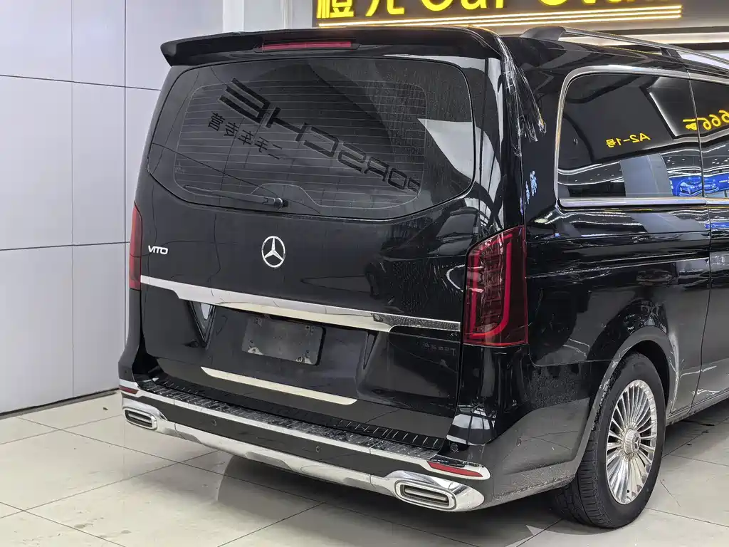 Mercedes-Benz Vito 2022 — фото 12