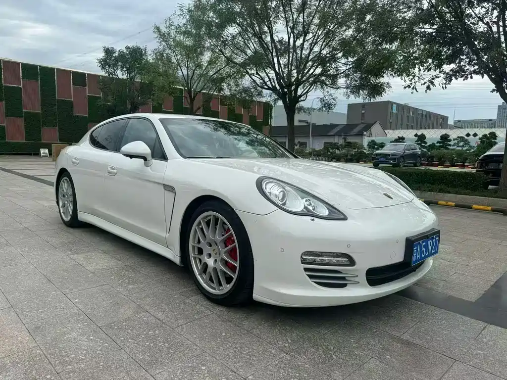 Porsche Panamera 2012