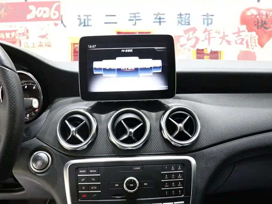 Mercedes-Benz GLA 2019 — фото 12