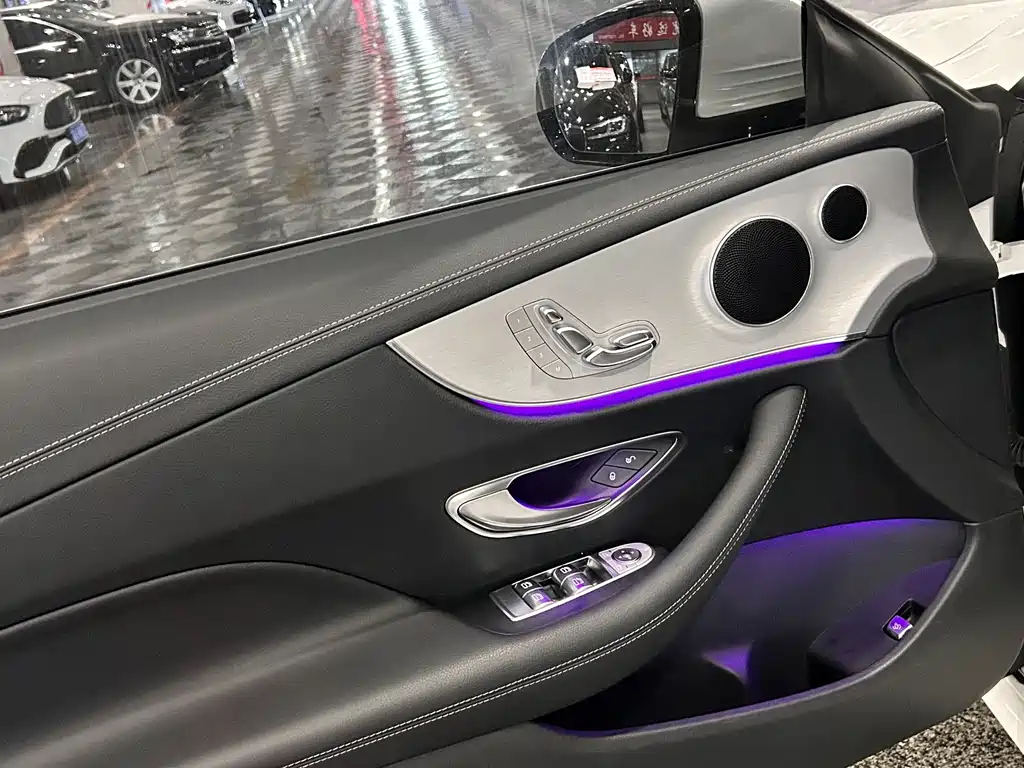 Mercedes-Benz E-Class 2021 — фото 3
