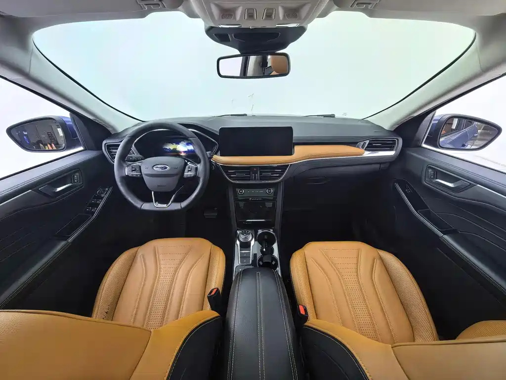 Ford Escape 2020 — фото 18