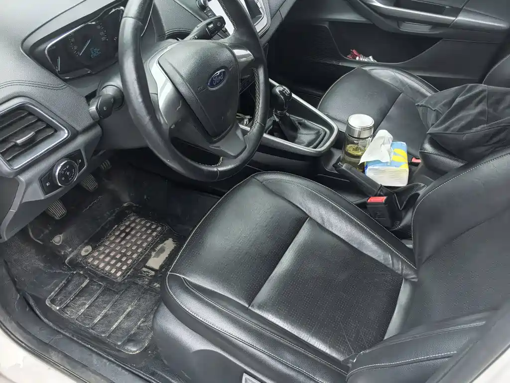 Ford Escort 2016