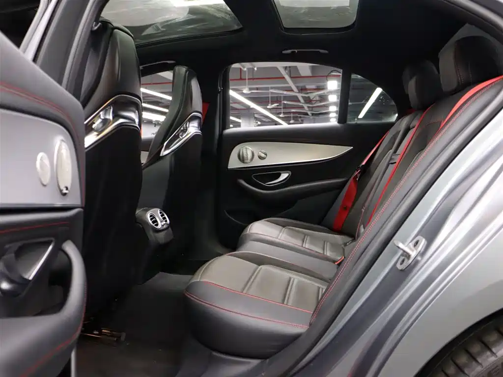 Mercedes-Benz E-Class AMG 2022 — фото 23