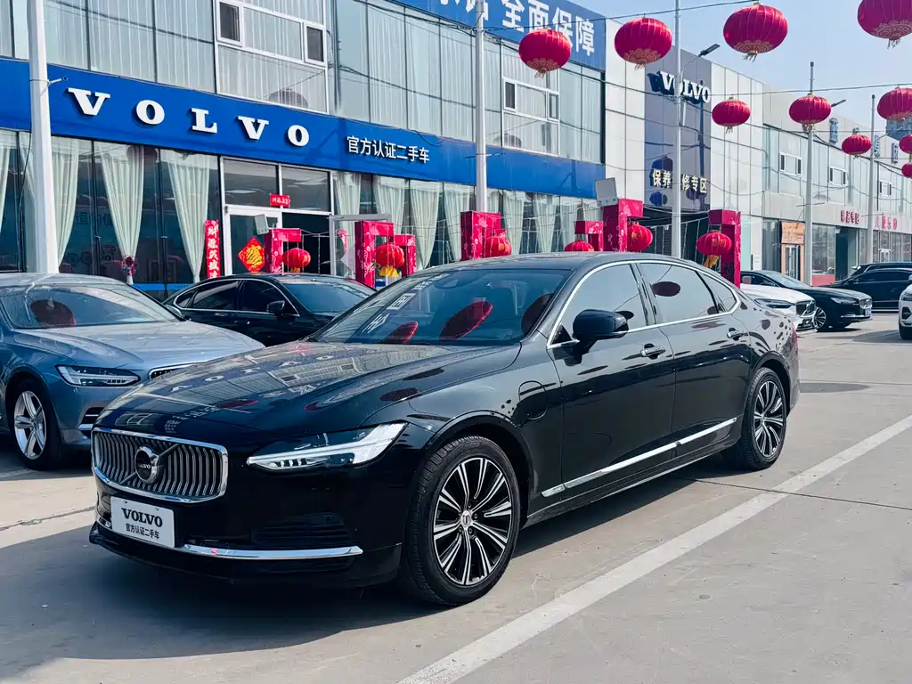 Volvo S90 PHEV 2021 — фото 1