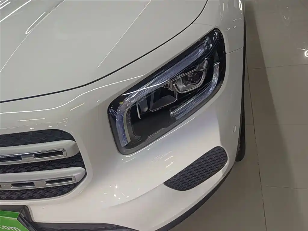 Mercedes-Benz GLB 2022 — фото 24