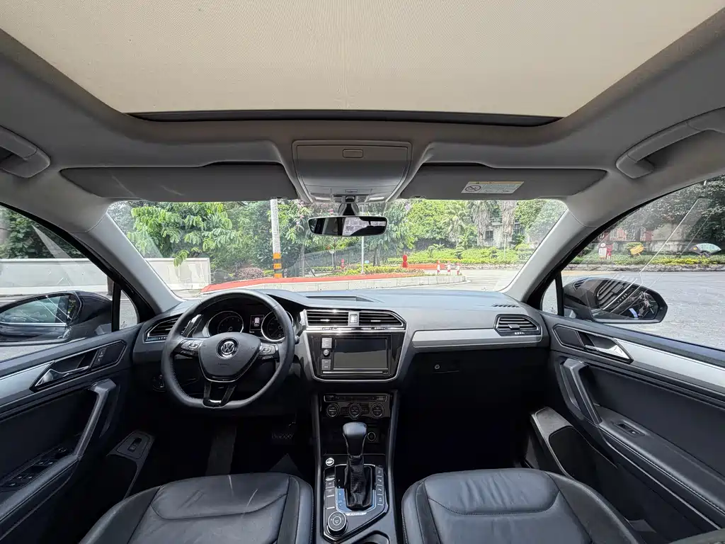 Volkswagen Tiguan L 2019