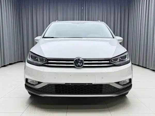 Volkswagen Touran 2023
