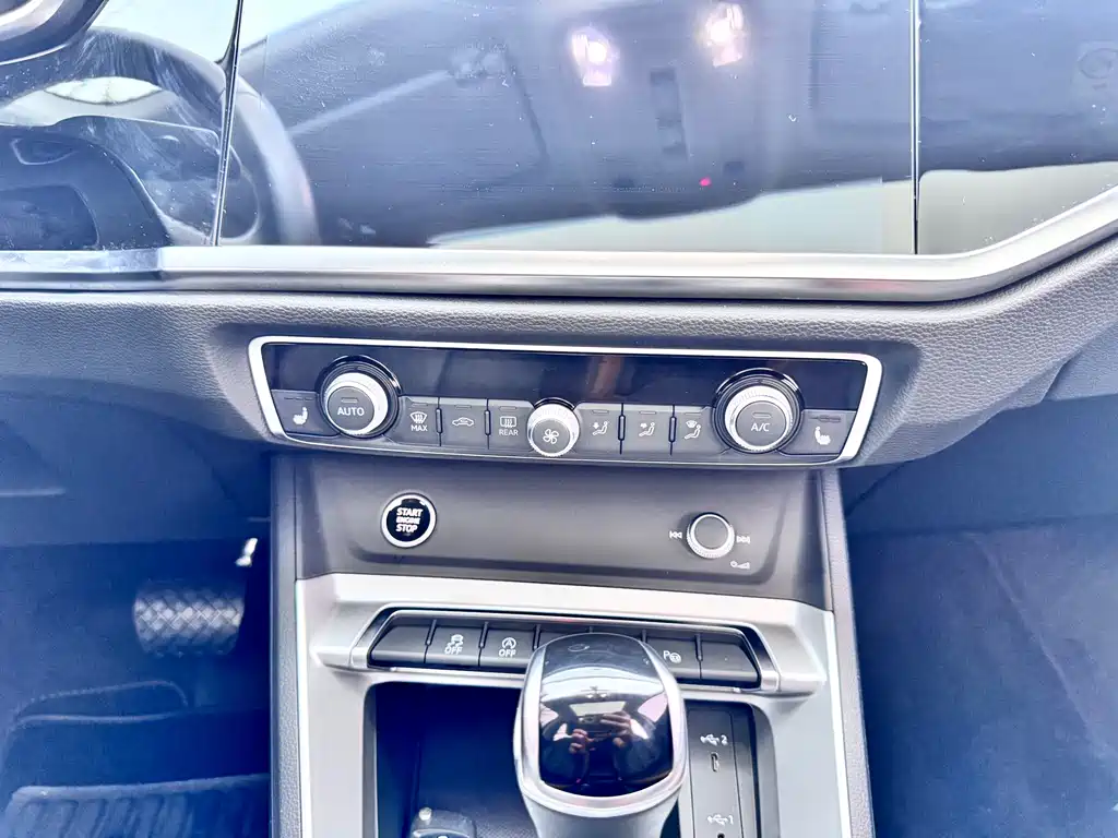 Audi Q3 2022 — фото 15