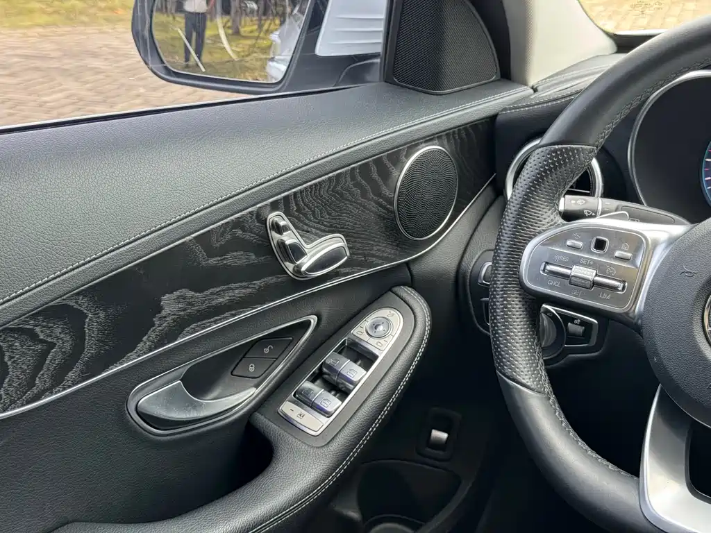 Mercedes-Benz C-Class 2021 — фото 17