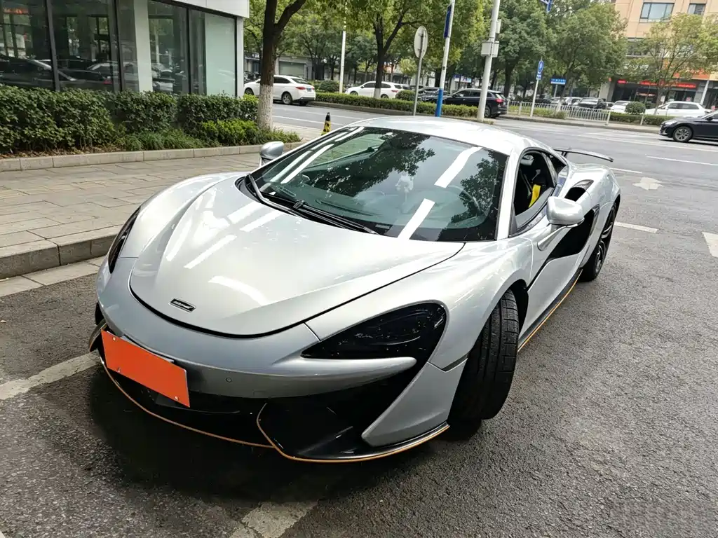 McLaren 570 2017