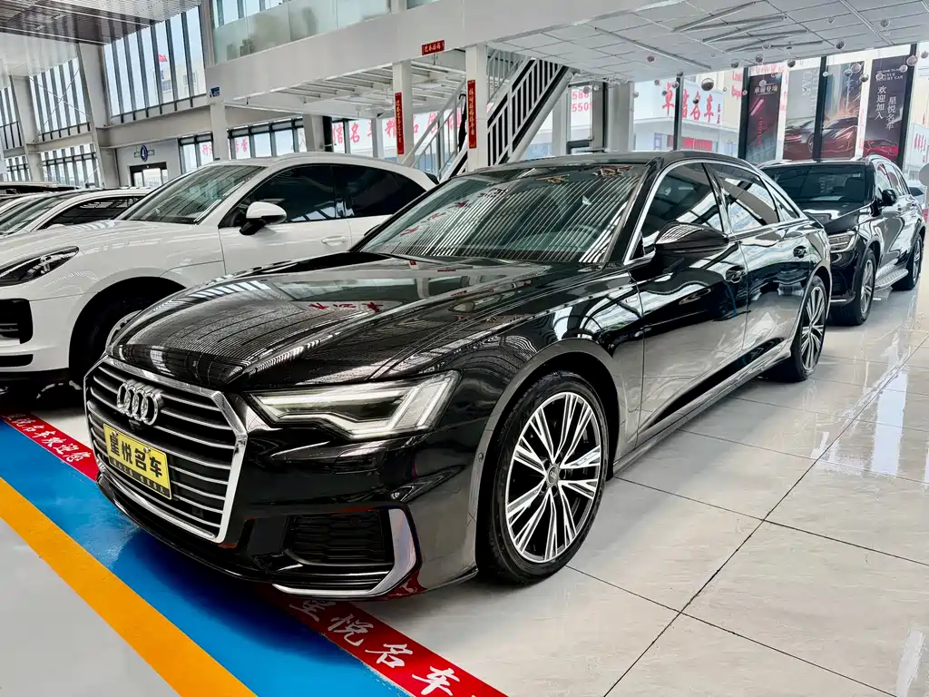 Audi A6L 2022