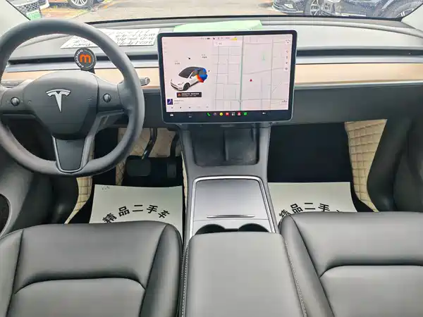 Tesla Model Y 2021