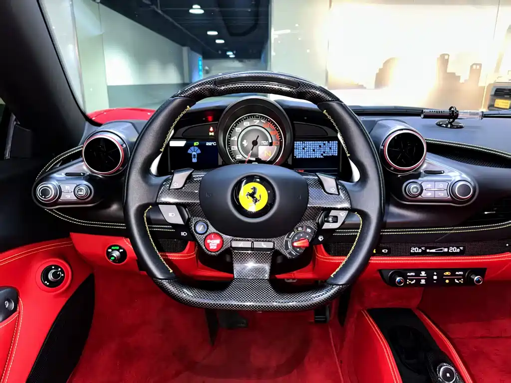 Ferrari F8 2022 — фото 13