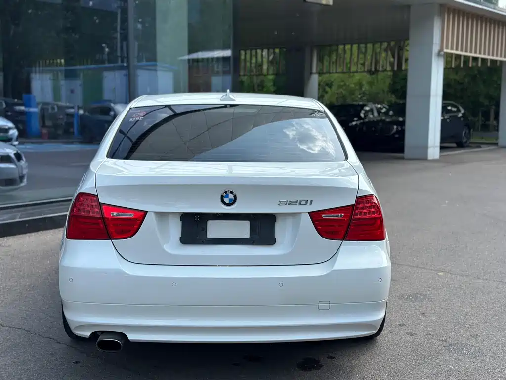 BMW 3 Series 2012 — фото 5