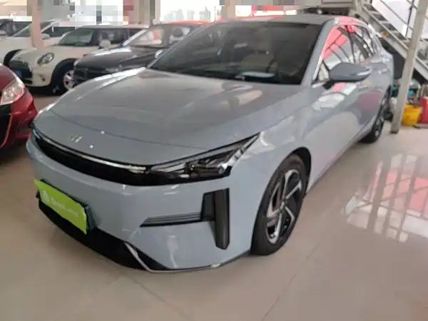 Geely Galaxy L6 2023