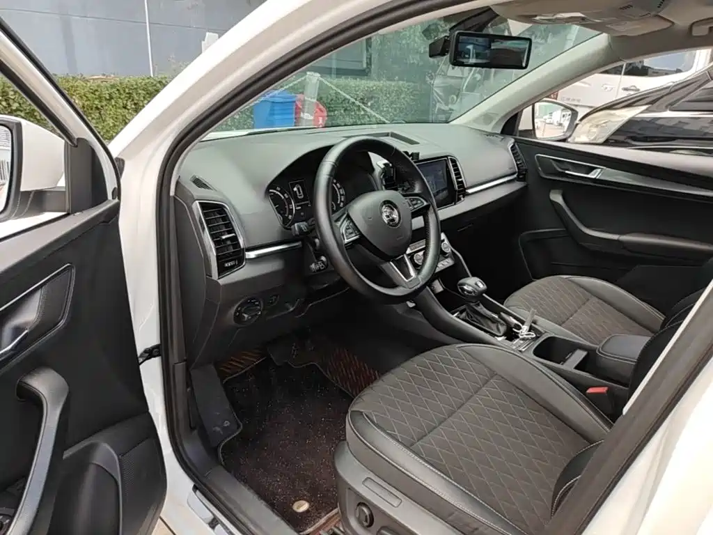 Skoda Karoq 2021 — фото 15