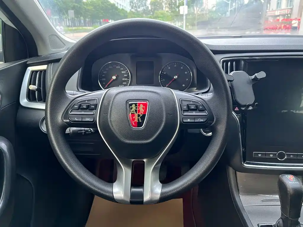 Roewe i6 Classic 2021 — фото 9