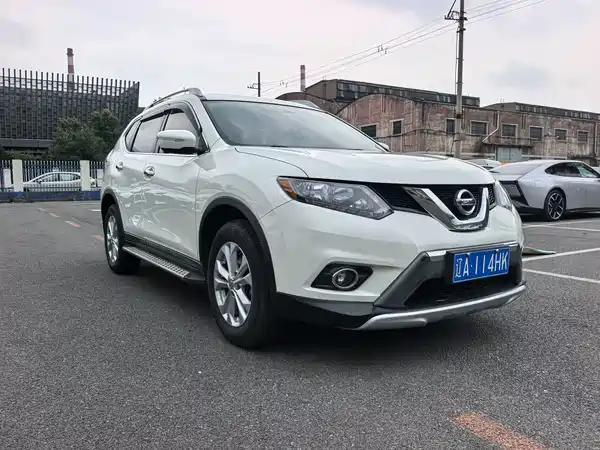 Nissan X-Trail 2015