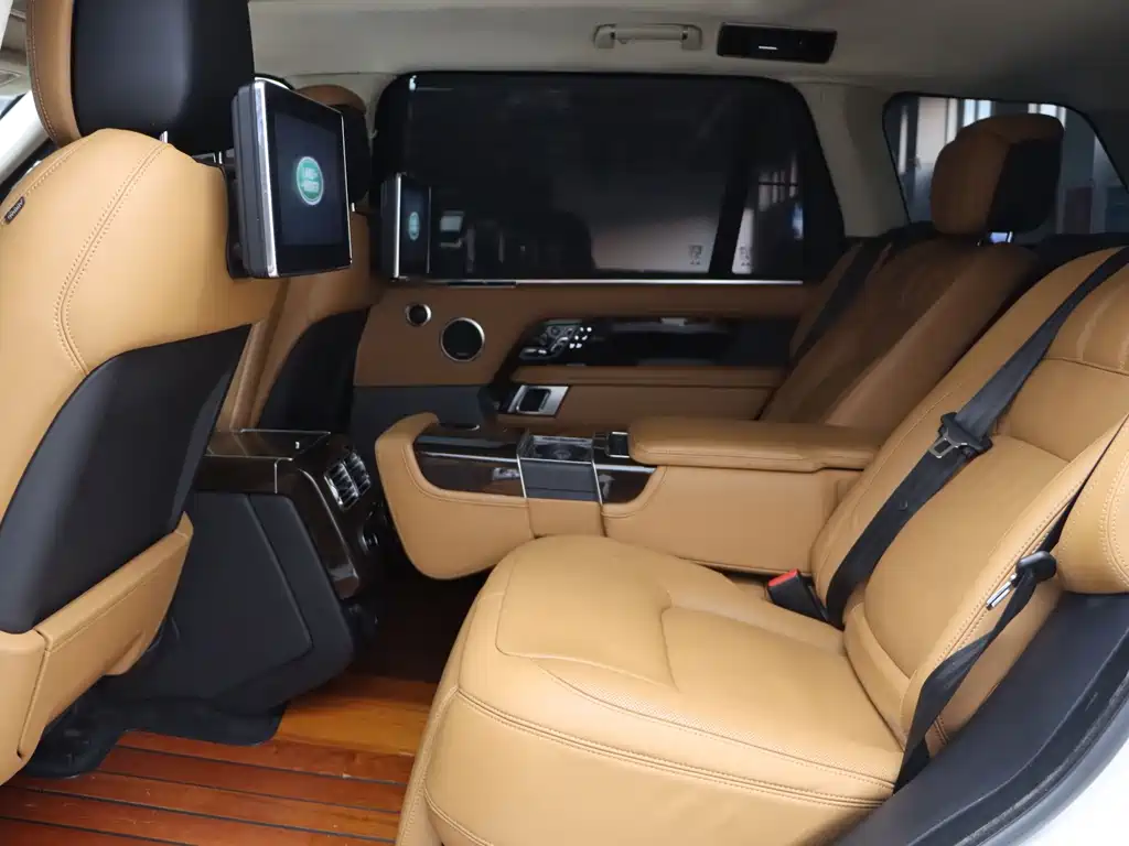 Land Rover Range Rover 2022 — фото 15