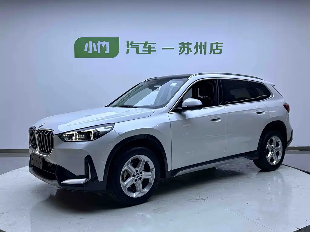 BMW X1 2023 — фото 1