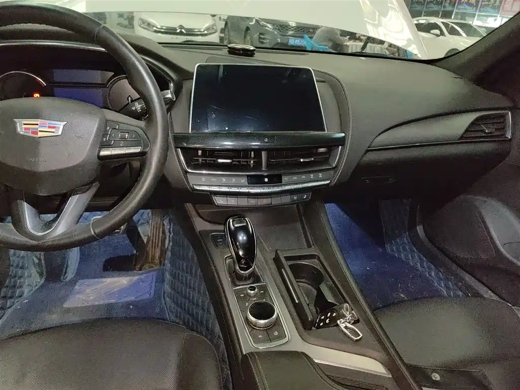 Cadillac CT5 2022 — фото 13