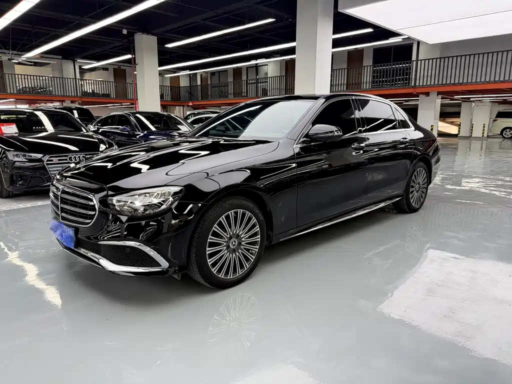 Mercedes-Benz E-Class 2022 — фото 1