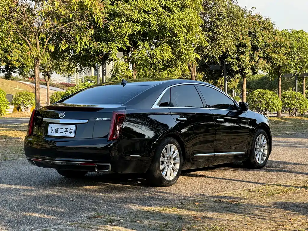 Cadillac XTS 2013 — фото 7
