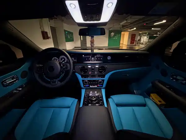 Rolls-Royce Ghost 2023
