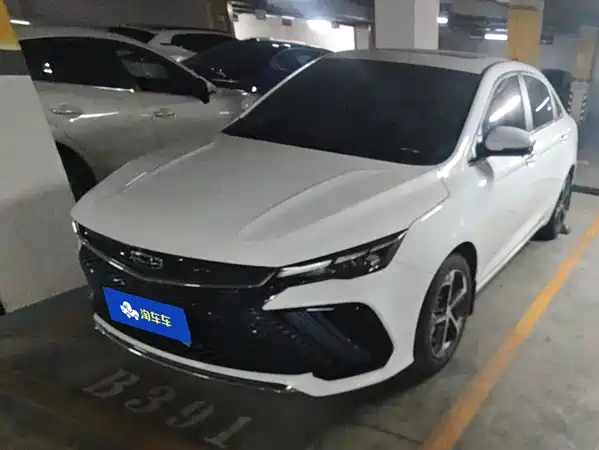 Geely Emgrand L 2022